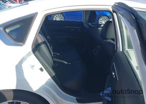 2018 Nissan Altima 2.5 Sl z USA, uszkodzony, nr VIN 1N4AL3AP1JC199879